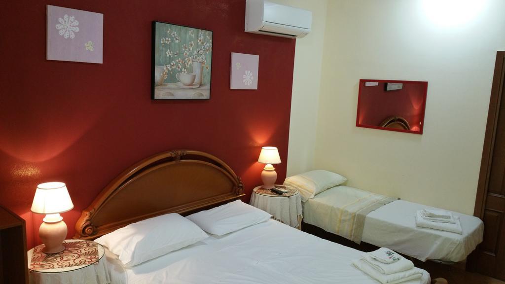 B&B Le Terrazze Capo dʼOrlando Pokoj fotografie